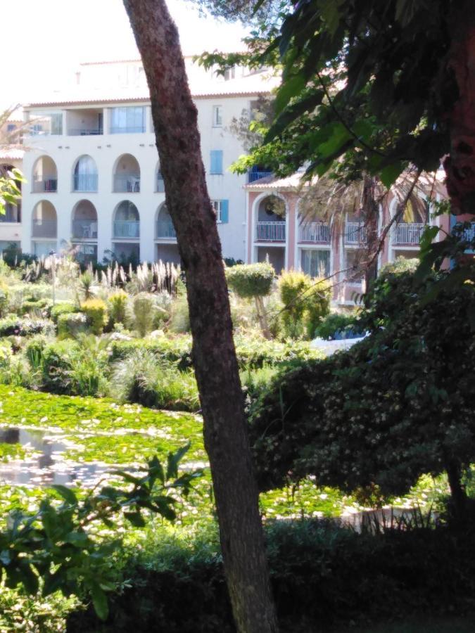 Appartement T2 Avec Piscine A 100 M De La Plage Six-Fours-les-Plages Luaran gambar